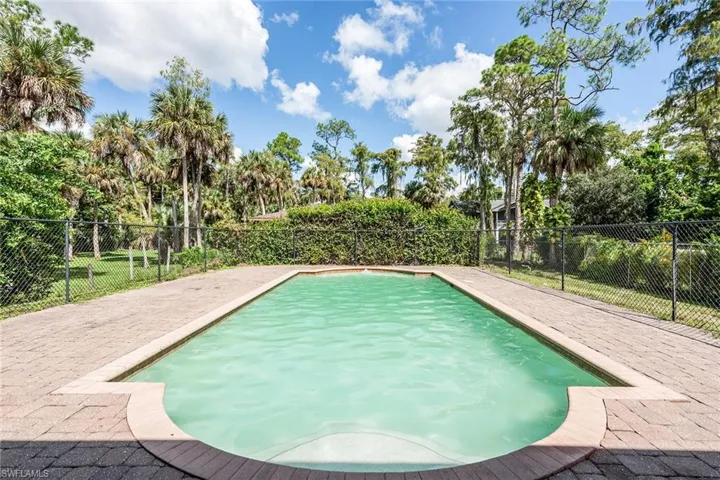 4515  15th SW AVE, Naples, FL 34116