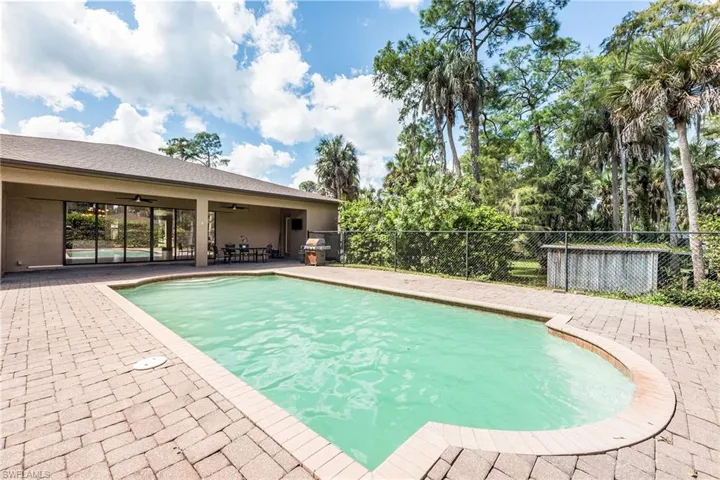 4515  15th SW AVE, Naples, FL 34116