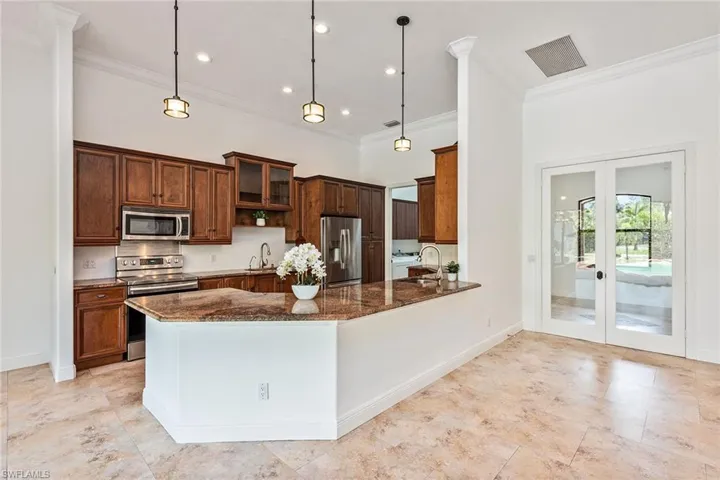 4515  15th SW AVE, Naples, FL 34116
