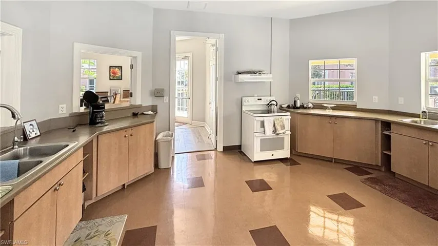 1133 Van Loon Commons Cir # 205, Cape Coral Fl 33909