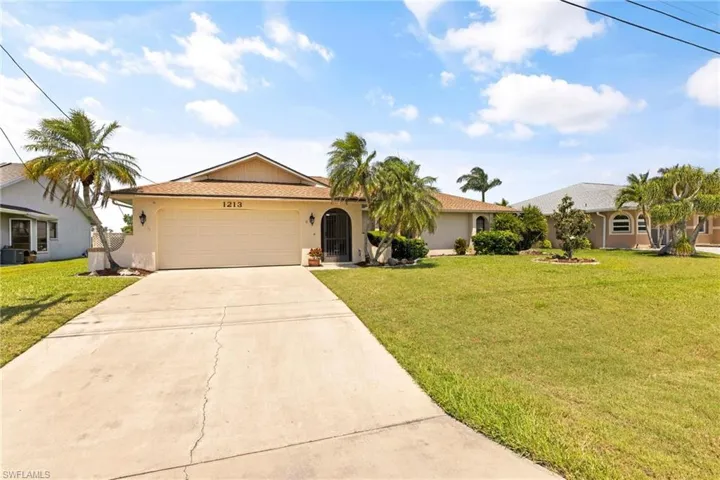 There is lots of parking in the 2 car garage or the driveway.