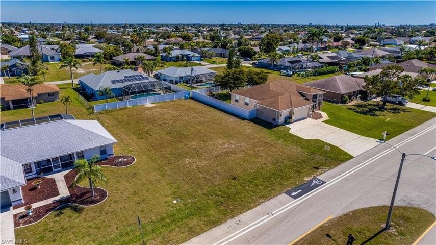 Build your new home here! 2817 Academy Blvd. Cape Coral, FL 33904