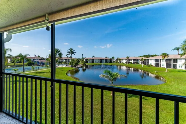 16007  Davis  RD, Fort Myers, FL 33908