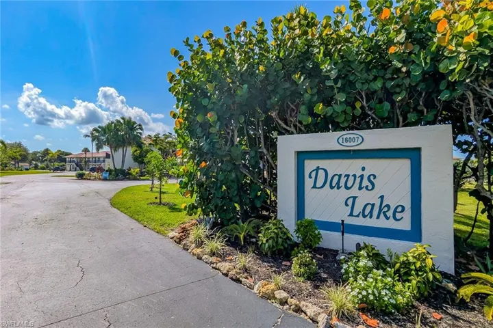 16007  Davis  RD, Fort Myers, FL 33908