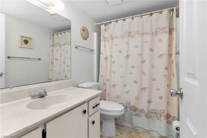 16007  Davis  RD, Fort Myers, FL 33908