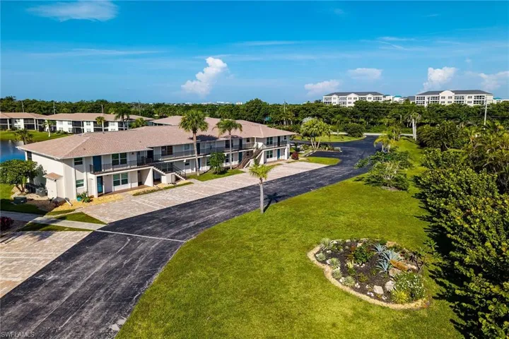 16007  Davis  RD, Fort Myers, FL 33908