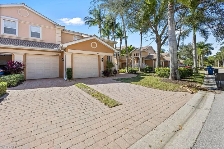 9325  La Playa  CT, Bonita Springs, FL 34135