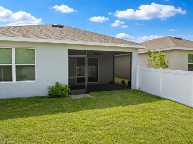 2872 Star Coral Dr, North Fort Myers, Florida 33903