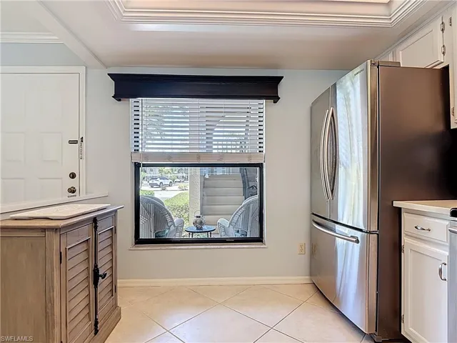 177  Fox Glen  DR, Naples, FL 34104