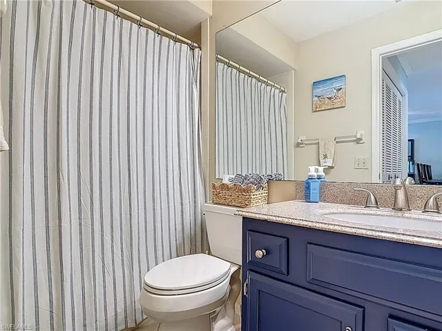 177  Fox Glen  DR, Naples, FL 34104