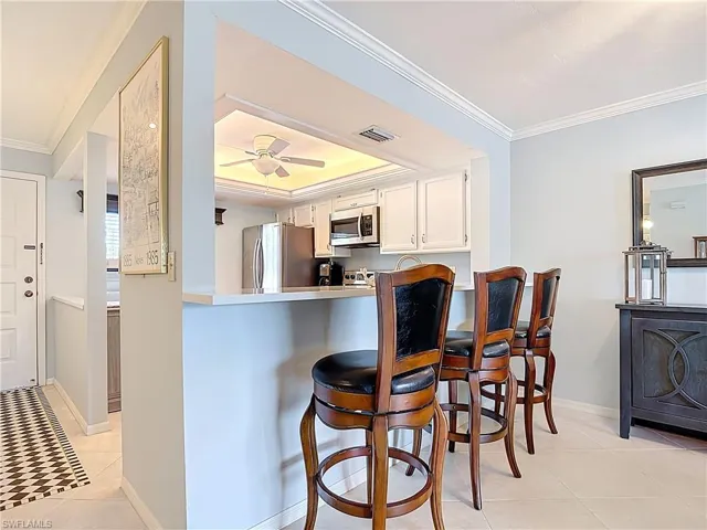 177  Fox Glen  DR, Naples, FL 34104