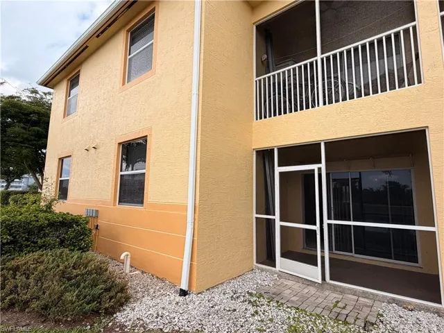 4299  Bellasol  CIR, Fort Myers, FL 33916