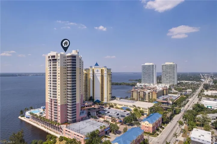 2743  1st  ST, Fort Myers, FL 33916