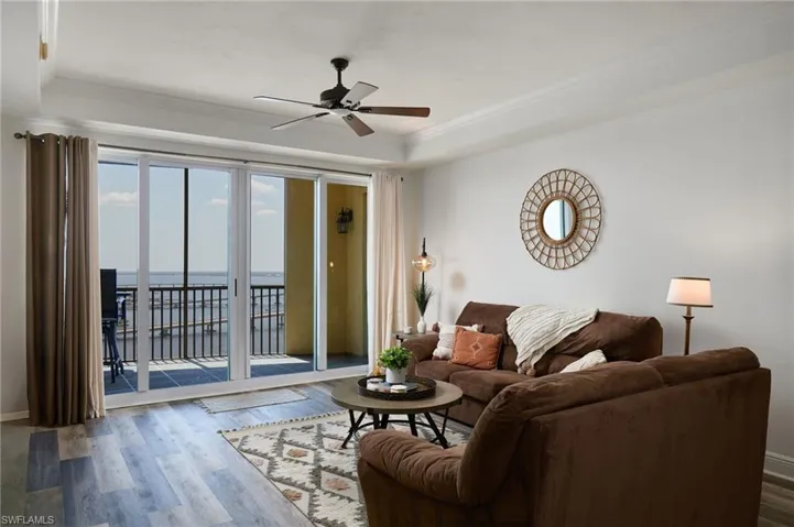 2743  1st  ST, Fort Myers, FL 33916