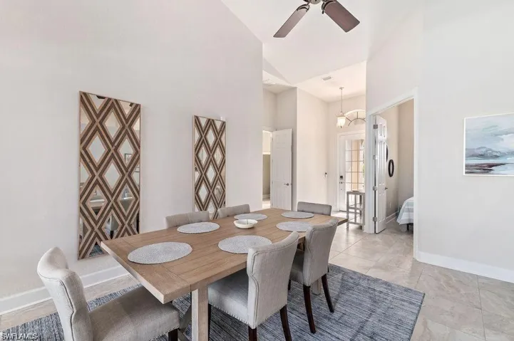 8963 Appaloosa Ct, Naples, Florida 34113