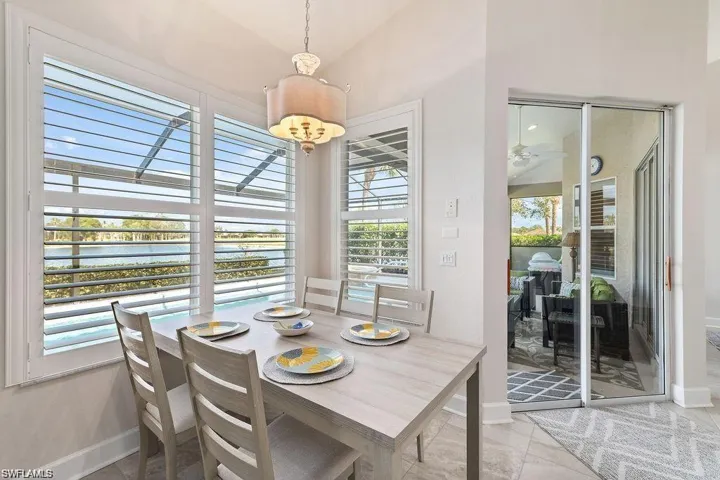 8963 Appaloosa Ct, Naples, Florida 34113