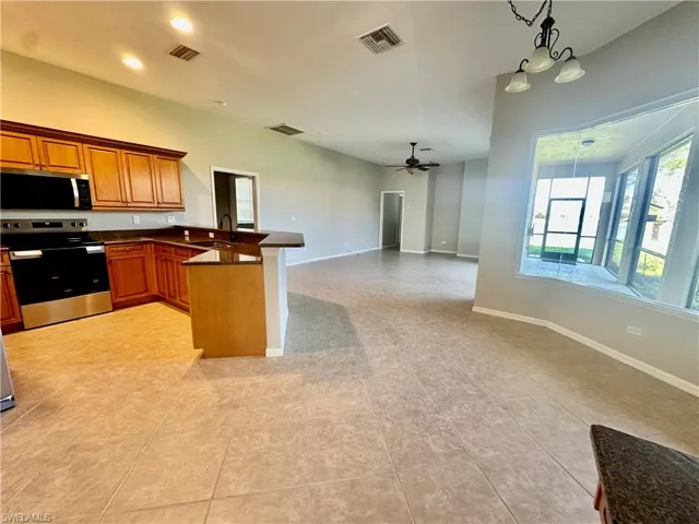 12469 Pebble Stone Ct, Fort Myers, Florida 33913