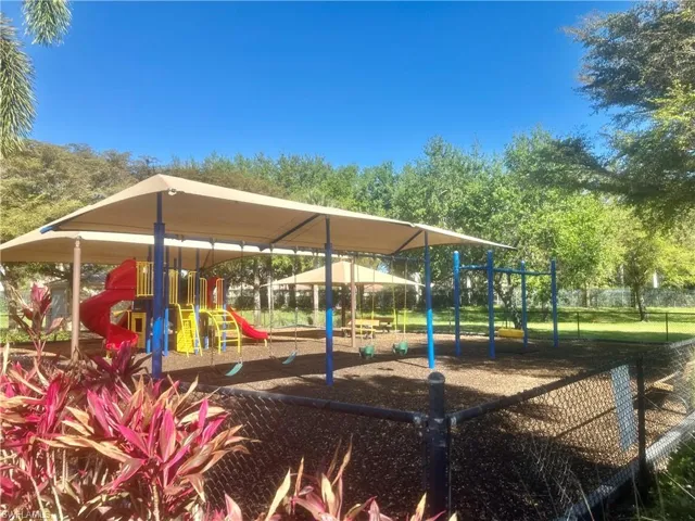 12469 Pebble Stone Ct, Fort Myers, Florida 33913