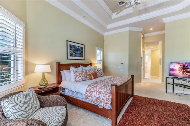 Primary Bedroom Suite w/view to bath