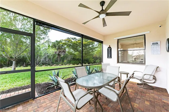 Privacy at every angle while relaxing on the lanai.