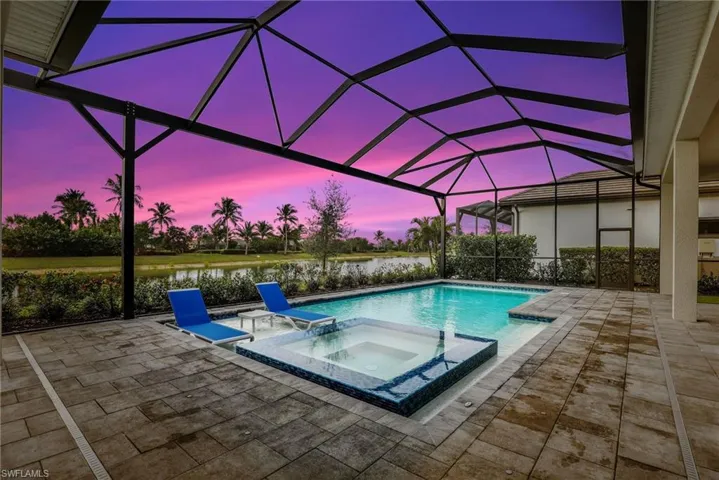 15583  Montello  LN, Naples, FL 34114