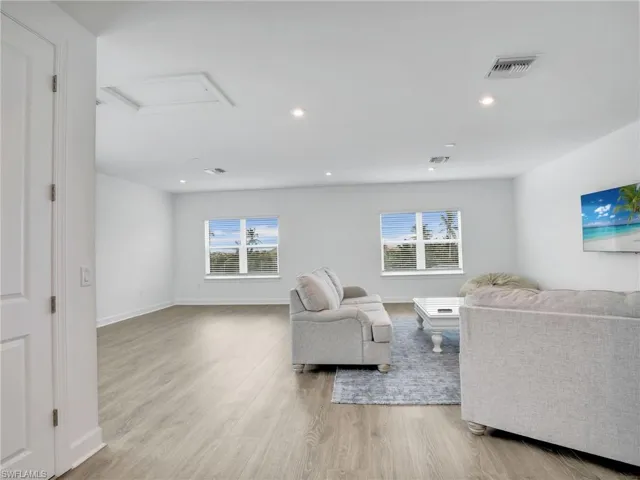 15583  Montello  LN, Naples, FL 34114