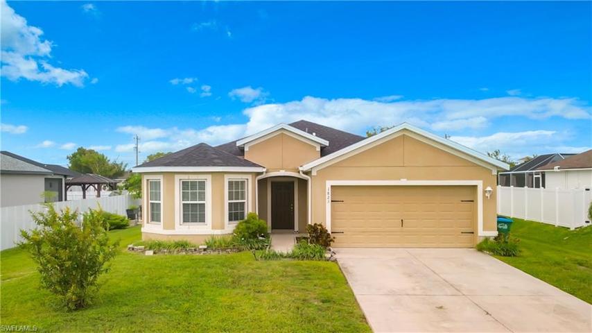 1823 SW 16th TER, CAPE CORAL FL 33991
