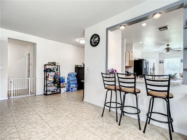1823 SW 16th TER, CAPE CORAL FL 33991