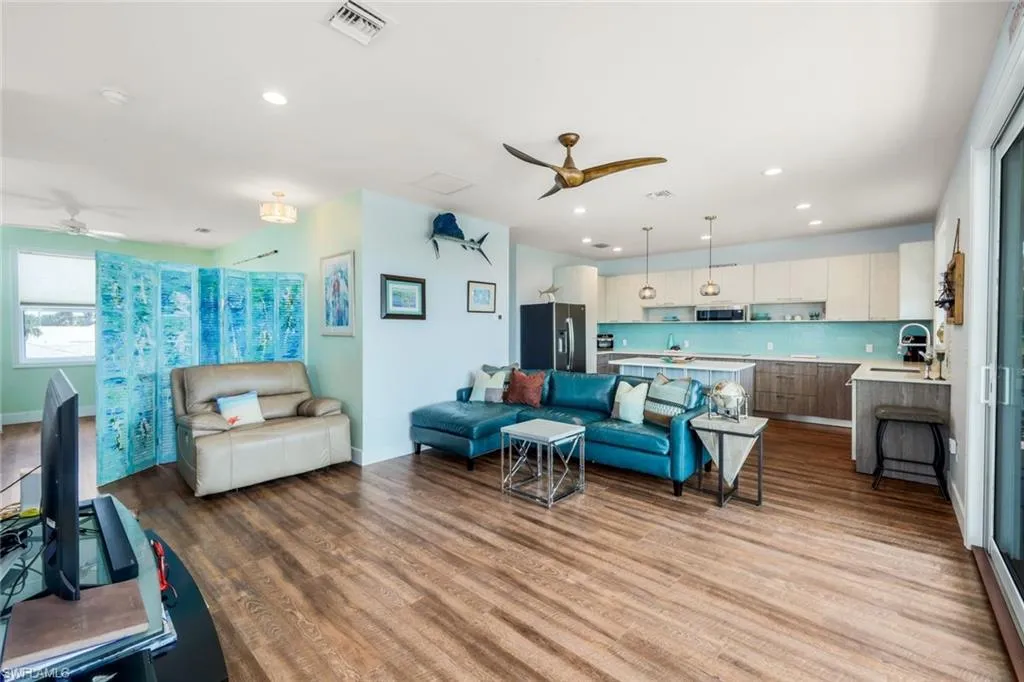 27088 Del LN, Bonita Springs, FL 34135,225033637