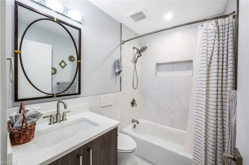 27088 Del LN, Bonita Springs, FL 34135,225033637
