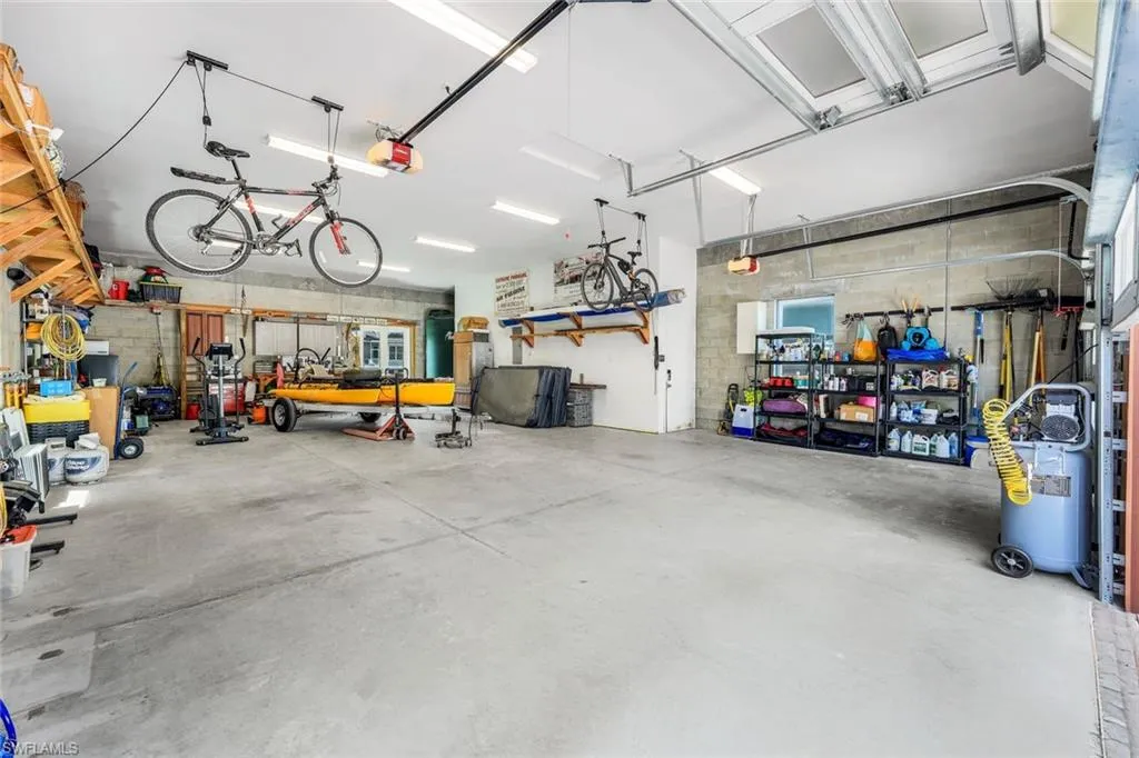 27088 Del LN, Bonita Springs, FL 34135,225033637