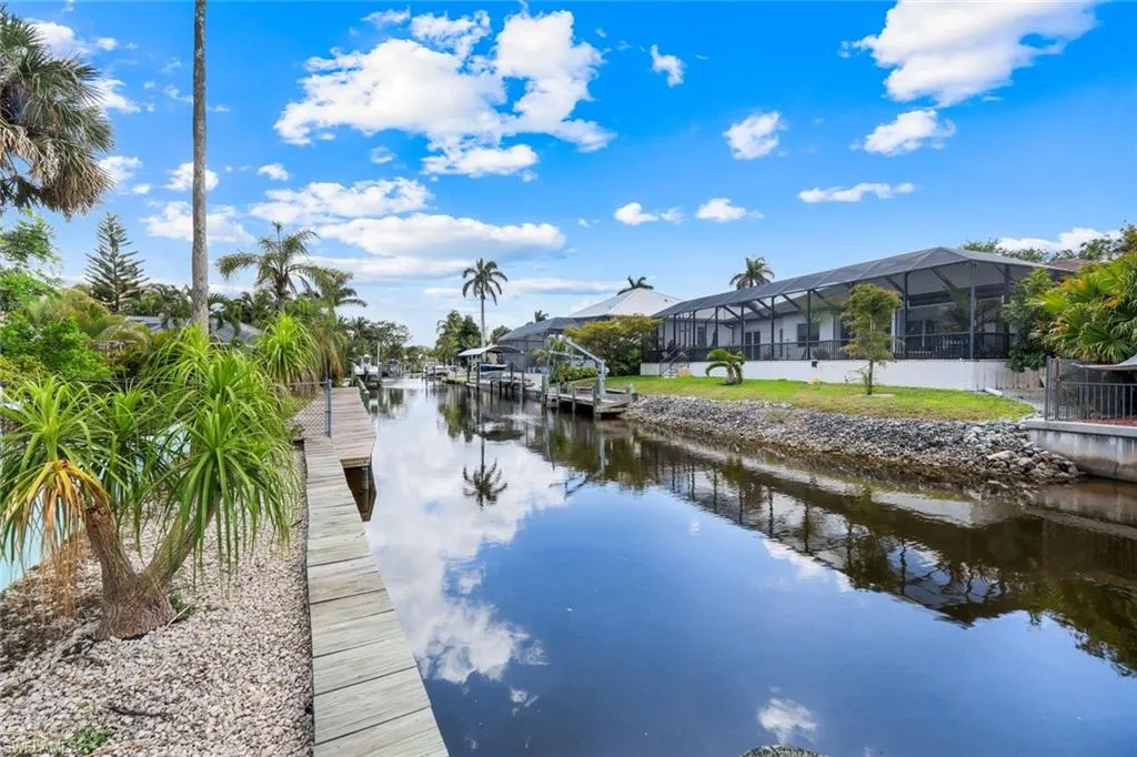 27088 Del LN, Bonita Springs, FL 34135,225033637