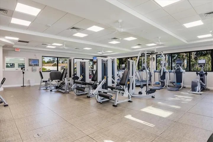 5912  Cranbrook  WAY, Naples, FL 34112