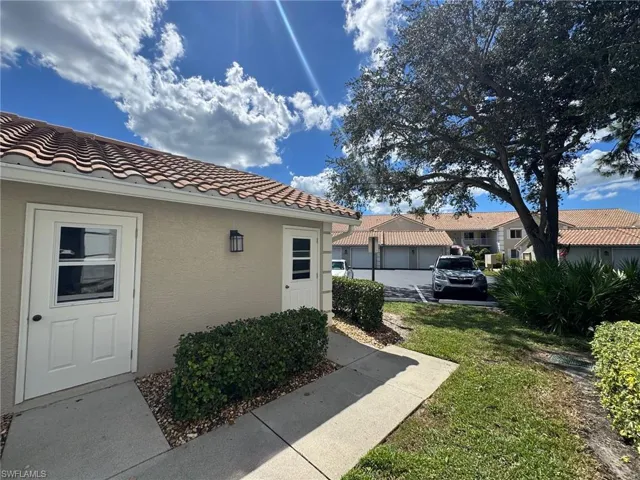 5912  Cranbrook  WAY, Naples, FL 34112