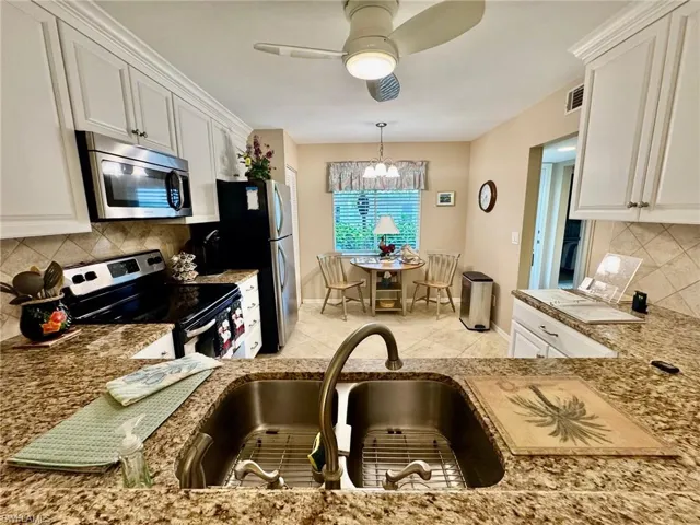5912  Cranbrook  WAY, Naples, FL 34112