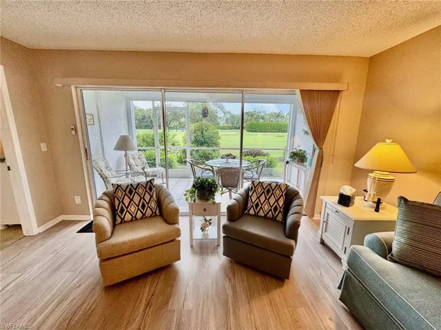 5912  Cranbrook  WAY, Naples, FL 34112