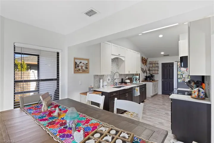 1212 Se 19th St, Cape Coral, Florida 33990