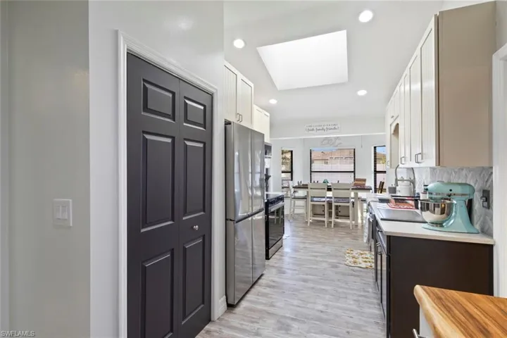 1212 Se 19th St, Cape Coral, Florida 33990