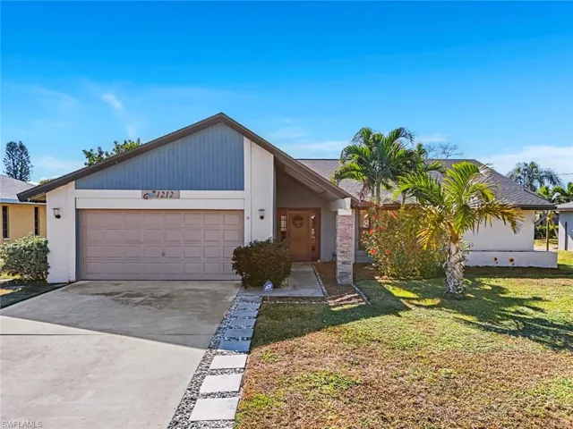 1212 Se 19th St, Cape Coral, Florida 33990