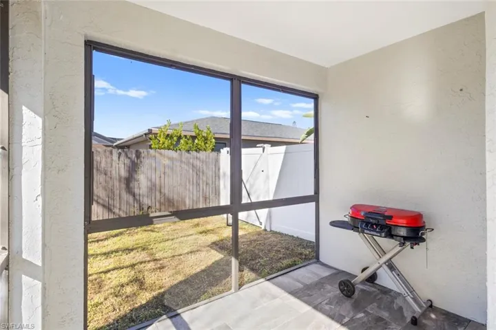 1212 Se 19th St, Cape Coral, Florida 33990