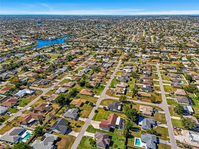1212 Se 19th St, Cape Coral, Florida 33990