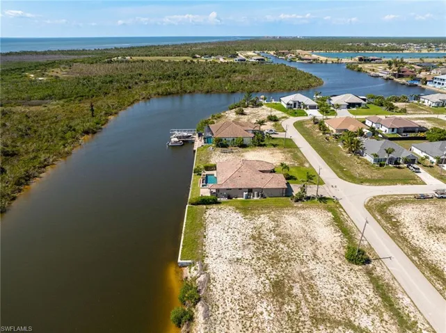 3346 Nw 47th Ave, Cape Coral, Florida 33993