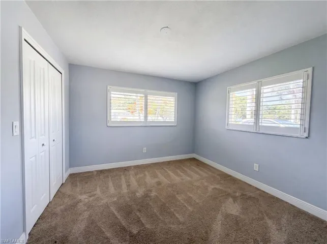 5644 Eichen Cir W, Fort Myers, Florida 33919