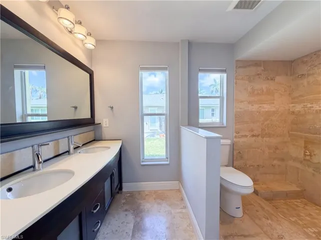 5644 Eichen Cir W, Fort Myers, Florida 33919