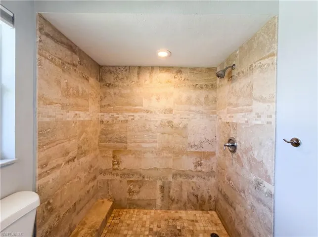 5644 Eichen Cir W, Fort Myers, Florida 33919
