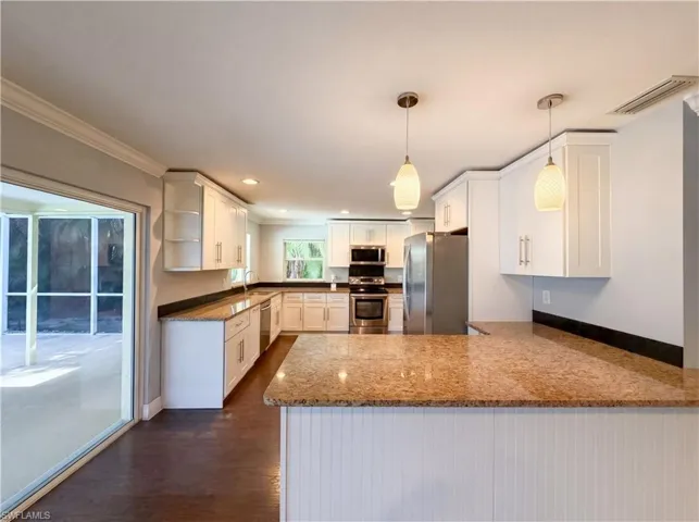 5644 Eichen Cir W, Fort Myers, Florida 33919