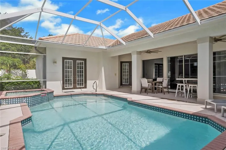 516 Eagle Creek Dr, Naples, Florida 34113
