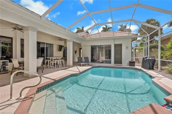 516 Eagle Creek Dr, Naples, Florida 34113