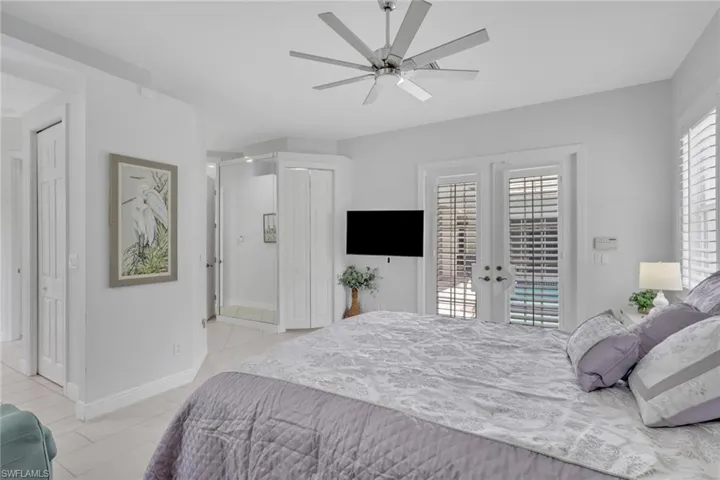 516 Eagle Creek Dr, Naples, Florida 34113