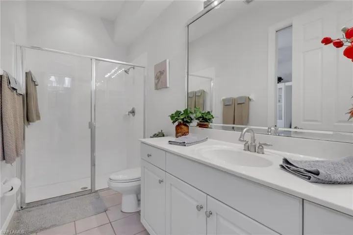 516 Eagle Creek Dr, Naples, Florida 34113